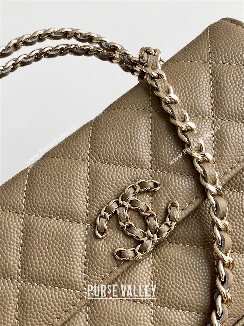 Chanel Phone Holder with Chain in Grained Shiny Calfskin AP3238 Khaki Spring-Summer 2025 (JY-25061104)