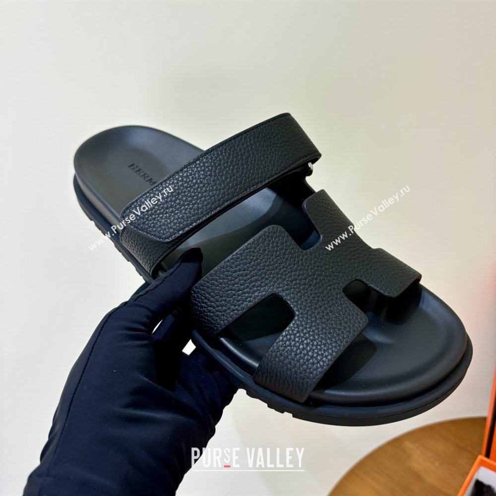 Hermes Chypre Flat Sandals in Togo Calfskin Black 2025（Handmade） (MDU-25061102)