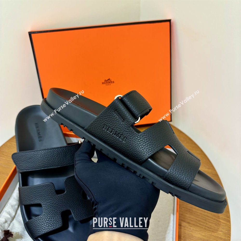 Hermes Chypre Flat Sandals in Togo Calfskin Black 2025（Handmade） (MDU-25061102)