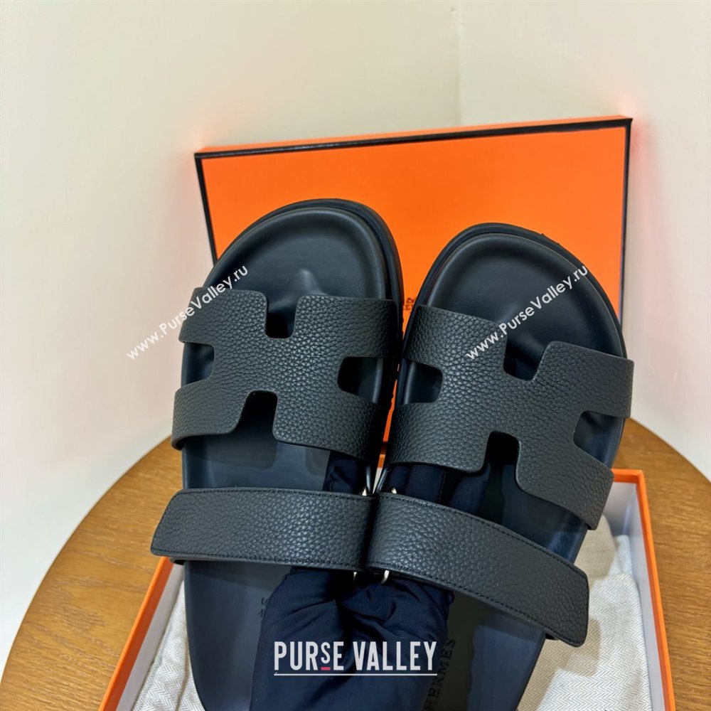 Hermes Chypre Flat Sandals in Togo Calfskin Black 2025（Handmade） (MDU-25061102)