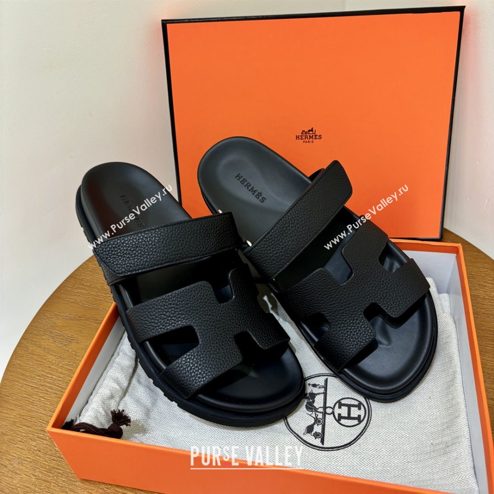 Hermes Chypre Flat Sandals in Togo Calfskin Black 2025（Handmade） (MDU-25061102)