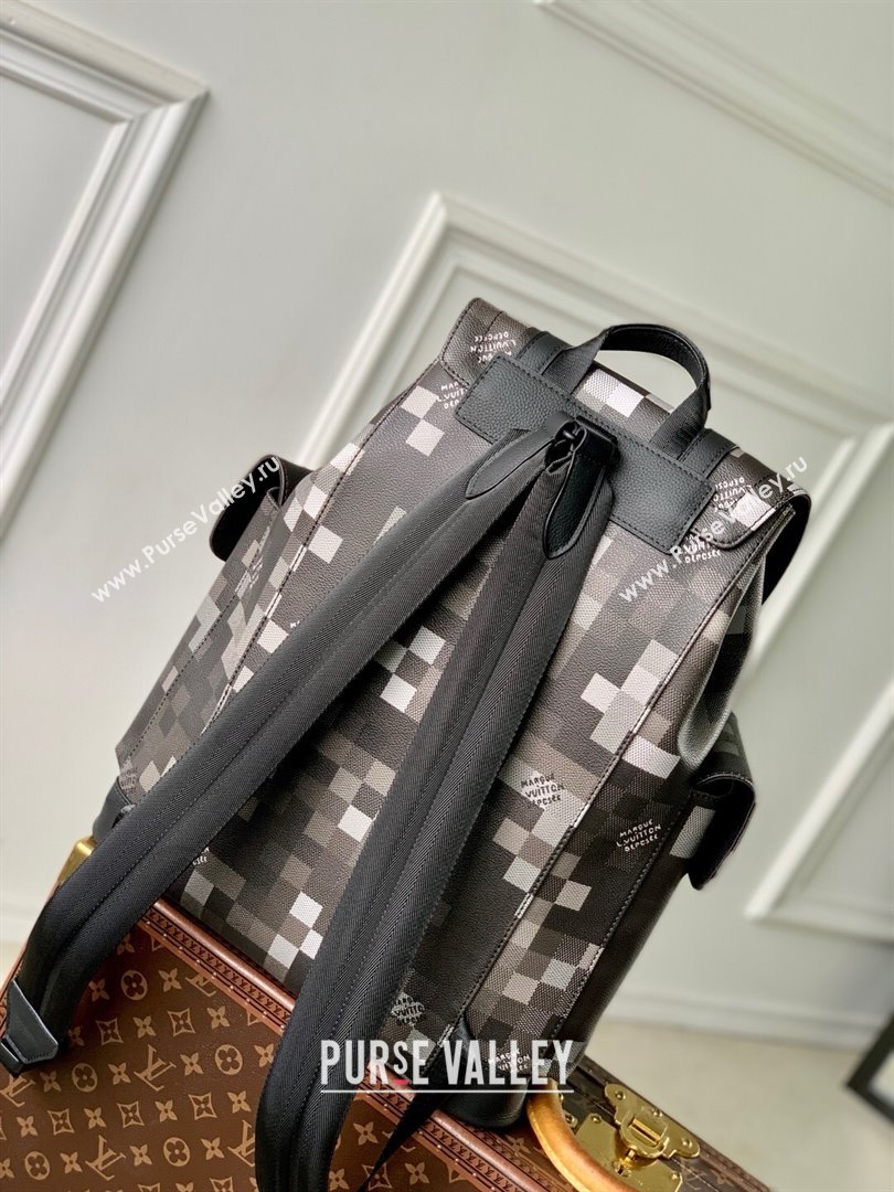 Louis Vuitton Christopher MM in Damoflage Black Canvas M14952 2025 (K-25061302)