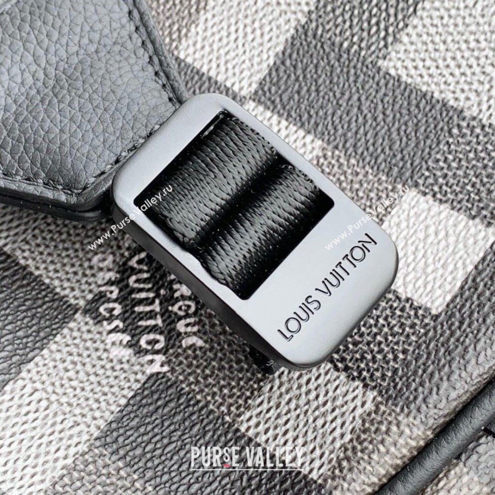 Louis Vuitton Christopher MM in Damoflage Black Canvas M14952 2025 (K-25061302)