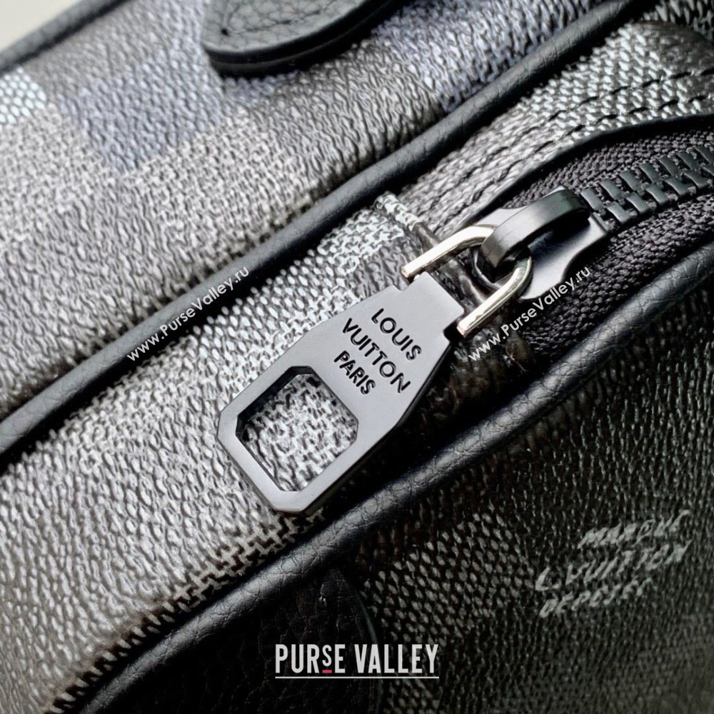 Louis Vuitton Nil Messenger Bag in Damoflage Black Canvas M14988 2025 (K-25061303)