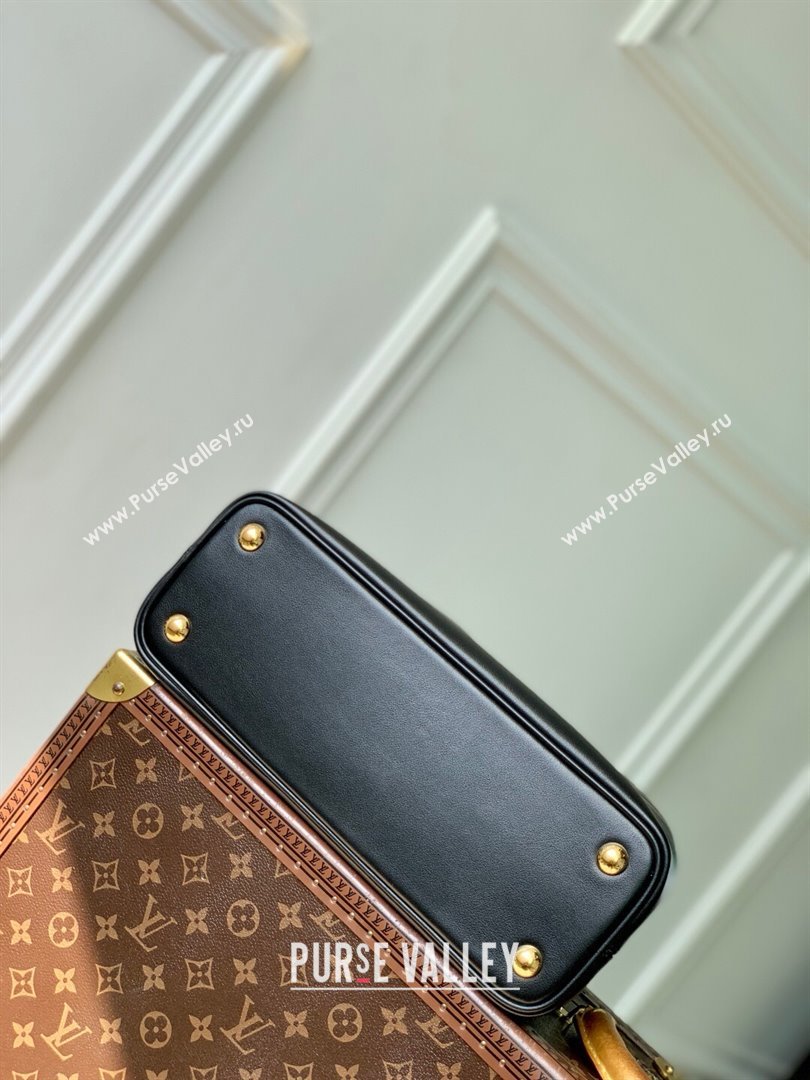 Louis Vuitton Capucines MM Souple Bag in Calf Leather M12924 Black 2025 (K-25061309)