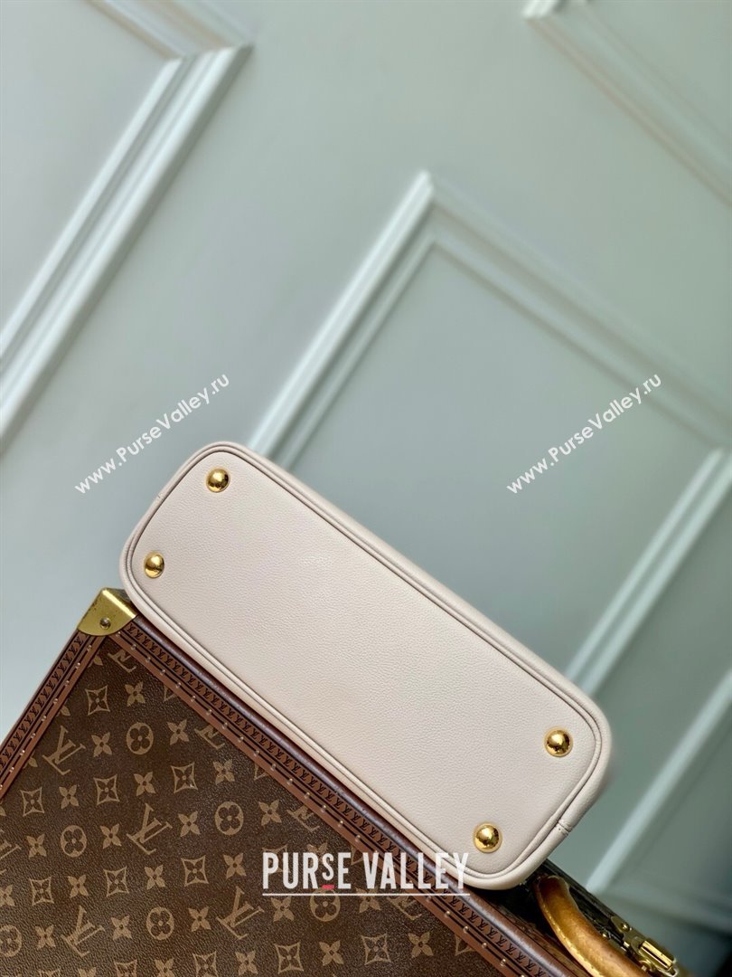 Louis Vuitton Capucines MM Souple Bag in Calf Leather M12929 Beige 2025 (K-25061311)