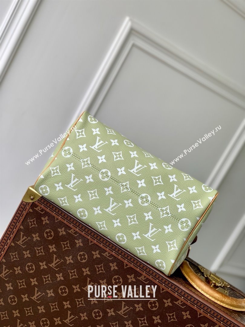 Louis Vuitton Speedy P9 Bandouliere 30 Bag in Calf Leather M14064 Vert Clair Green 2025 (K-25061212)