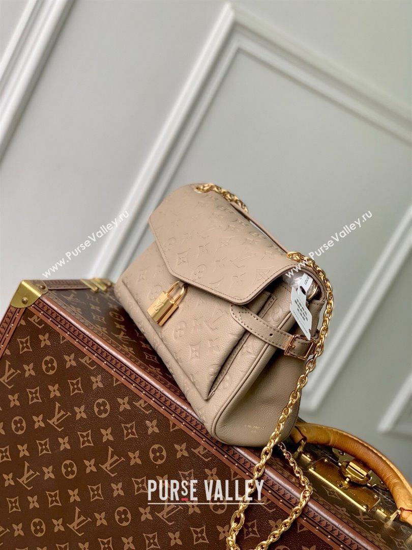 Louis Vuitton Anytime Flap Bag in Cowhide Leather M14973 Tourterelle Gray 2025 (K-25061702)