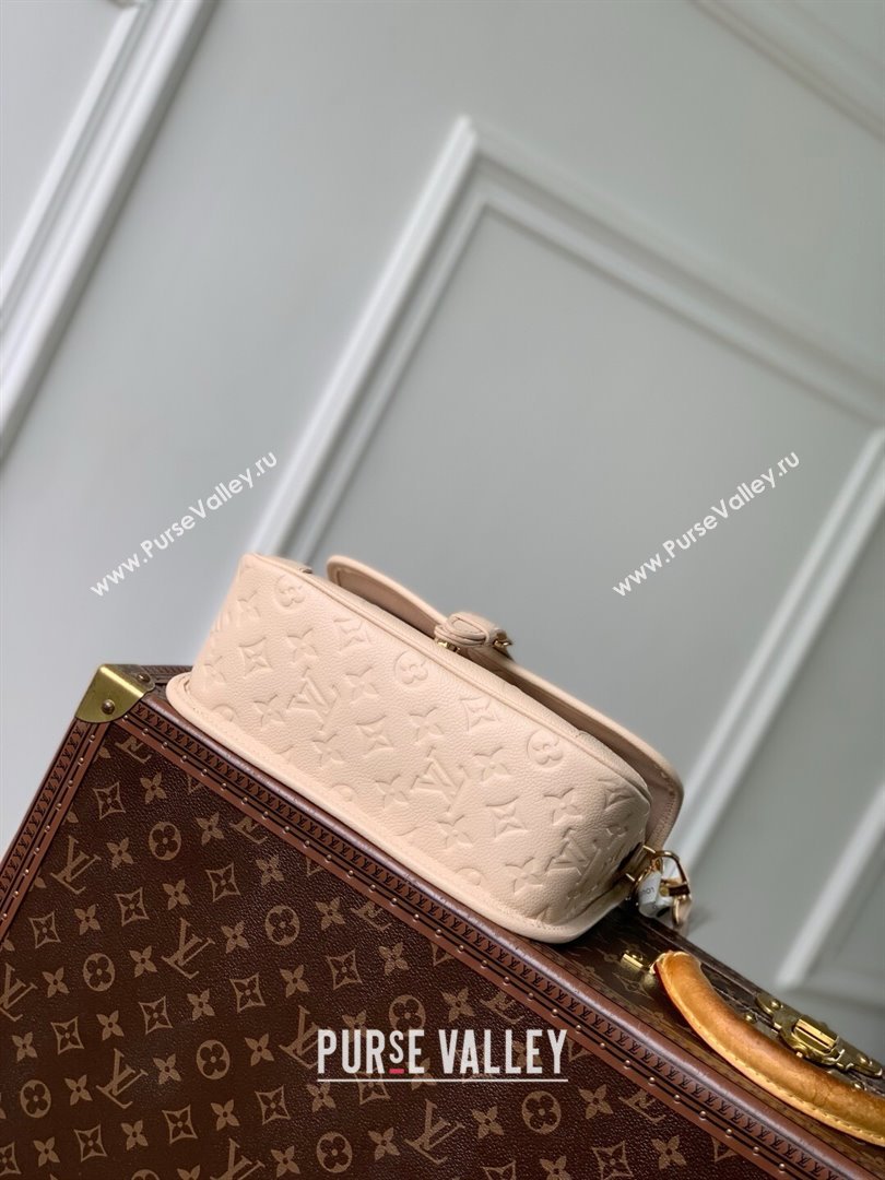 Louis Vuitton Diane Bag in Sand Grained Cowhide Leather M13231 2025 (K-25061807)