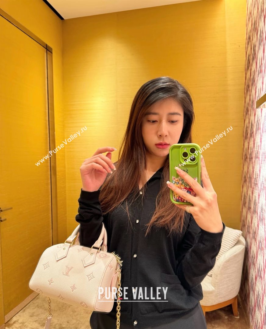 Louis Vuitton Speedy Bandouliere 20 Bag in Eden Debossed Grained Cowhide Leather M14291 2025 (K-25061619)