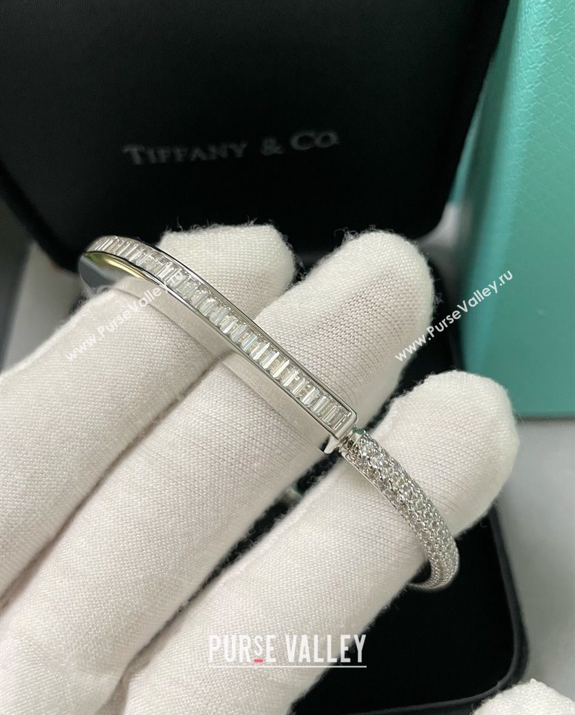 Tiffany Lock Bangle Bracelet with Baguette and Pave Strass 2025 0619 (YF-250619042)