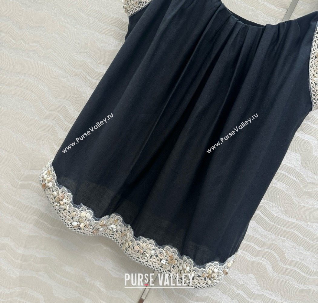 The Row Vest with Crochet Charm Black 2025 0620 (QI-250620013)