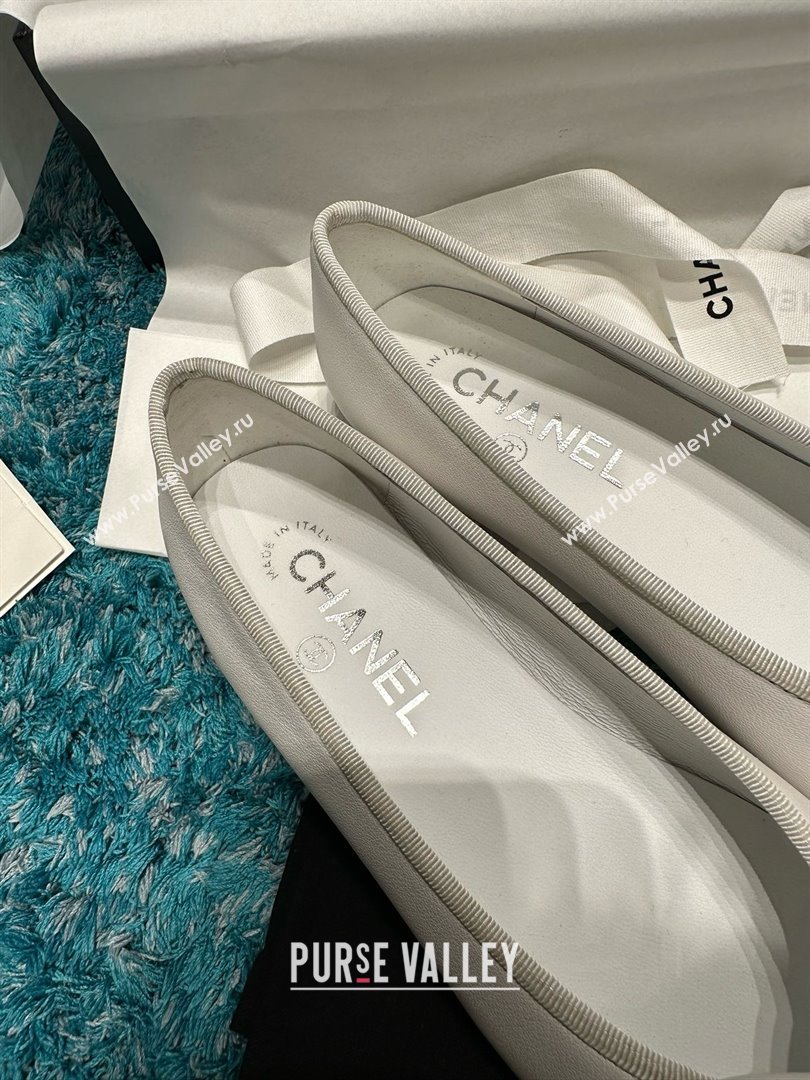 Chanel Lambskin Classic Ballerinas CHB070714 White/Black 2025 (MD-25070814)