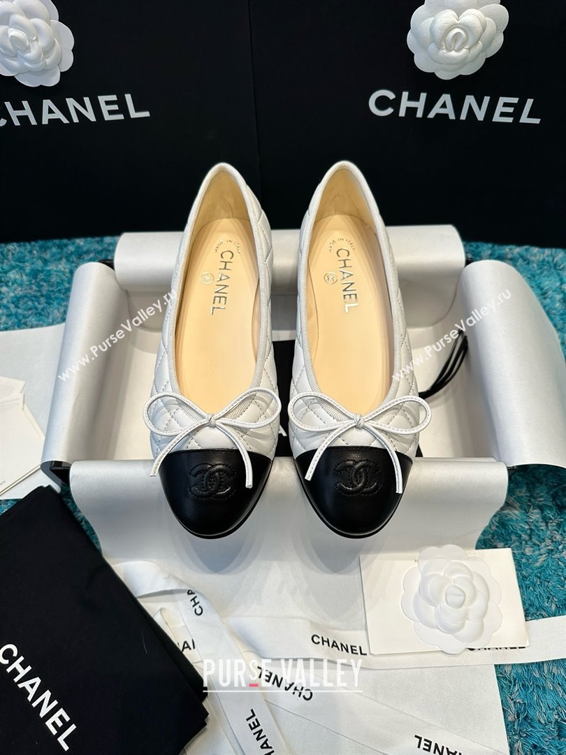 Chanel Quilted Lambskin Ballet Flats CHB070717 White/Black 2025 (MD-25070818)