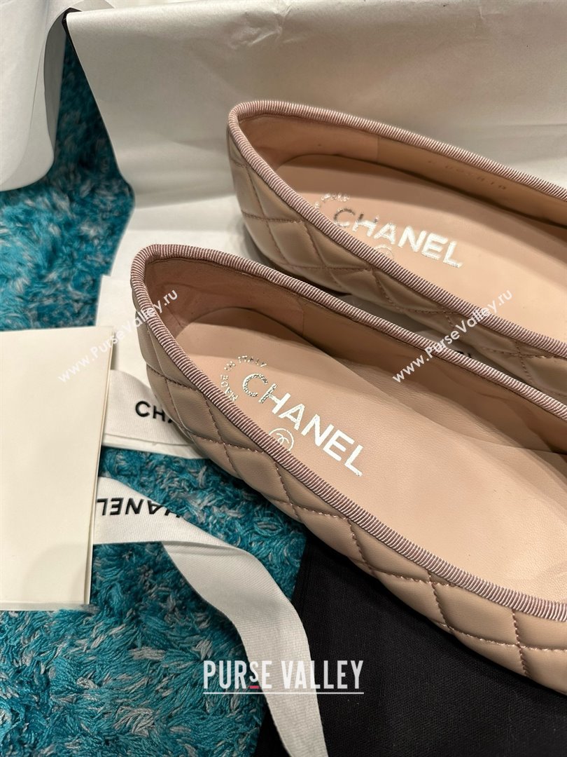 Chanel Quilted Lambskin Ballet Flats CHB070719 Beige /Black 2025 (MD-25070819)