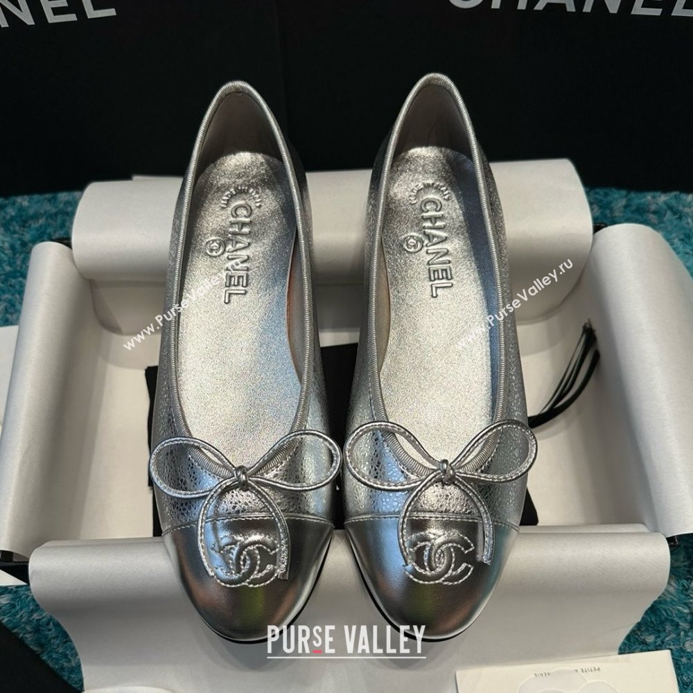 Chanel Metallic Leather Ballet Flats CHB070724 Silver 2025 (MD-25070824)