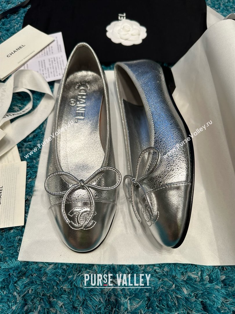 Chanel Metallic Leather Ballet Flats CHB070724 Silver 2025 (MD-25070824)