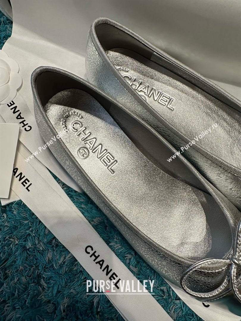 Chanel Metallic Leather Ballet Flats CHB070724 Silver 2025 (MD-25070824)