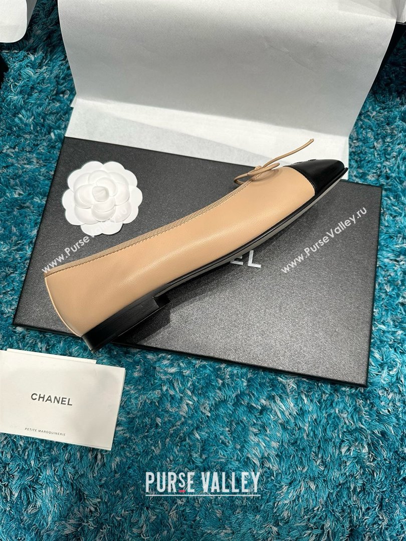 Chanel Lambskin Ballet Flats CHB070733 Beige/Black 2025 (MD-25070733)