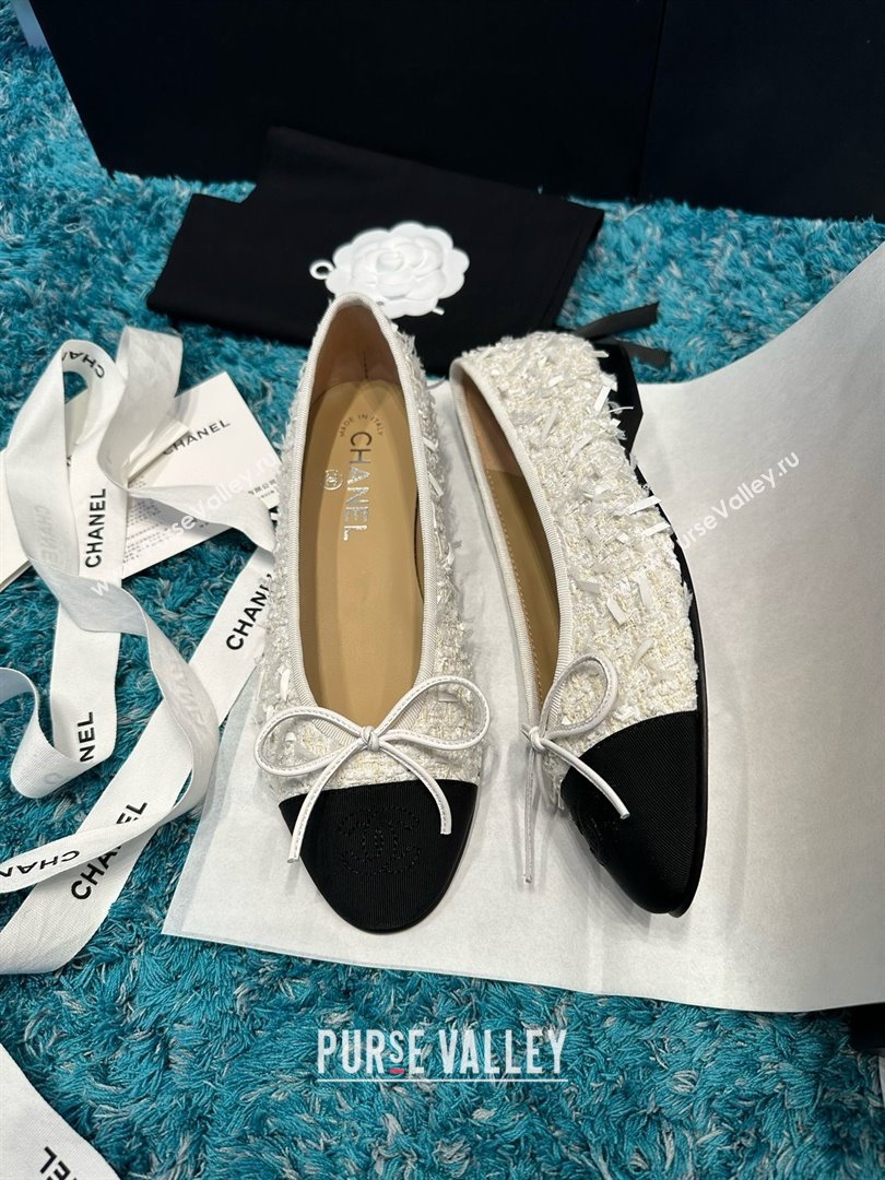 Chanel Tweed Grosgrain Ballet Flats CHB070710 White 2025 (MD-25070710)