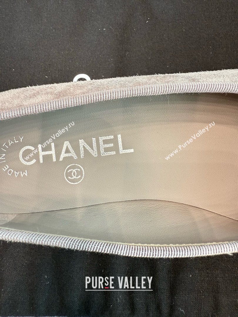 Chanel Suede Classic Ballerinas CHB070902 Grey 2025 (MD-25070902)