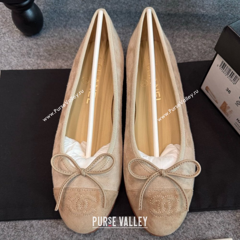 Chanel Suede Classic Ballerinas CHB070901 Beige 2025 (MD-25070901)