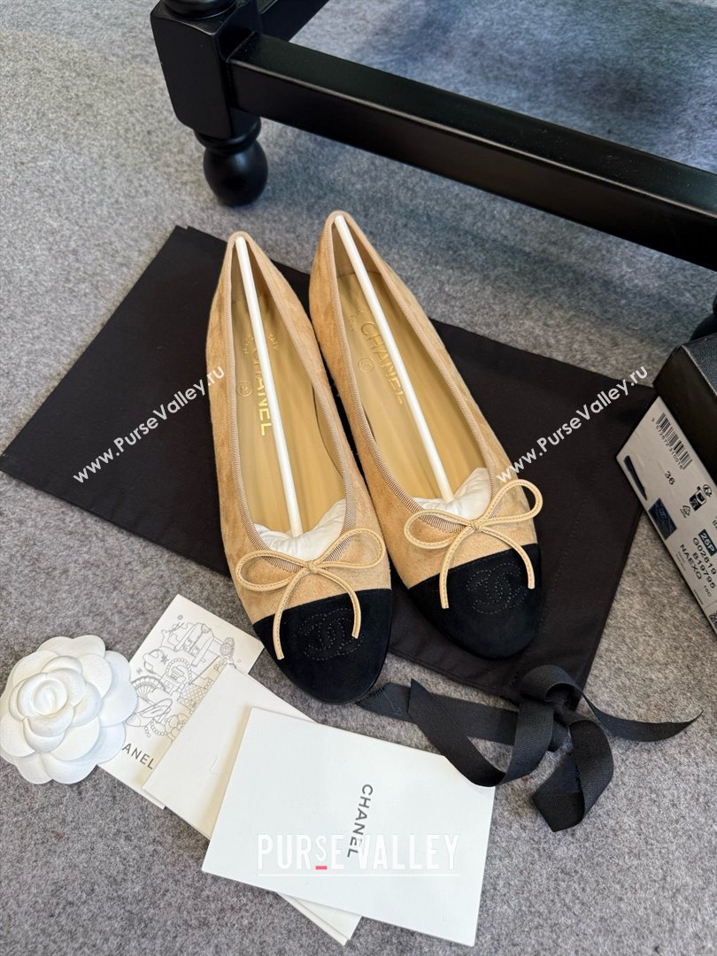 Chanel Suede Classic Ballerinas CHB070904 Beige/Black 2025 (MD-25070904)