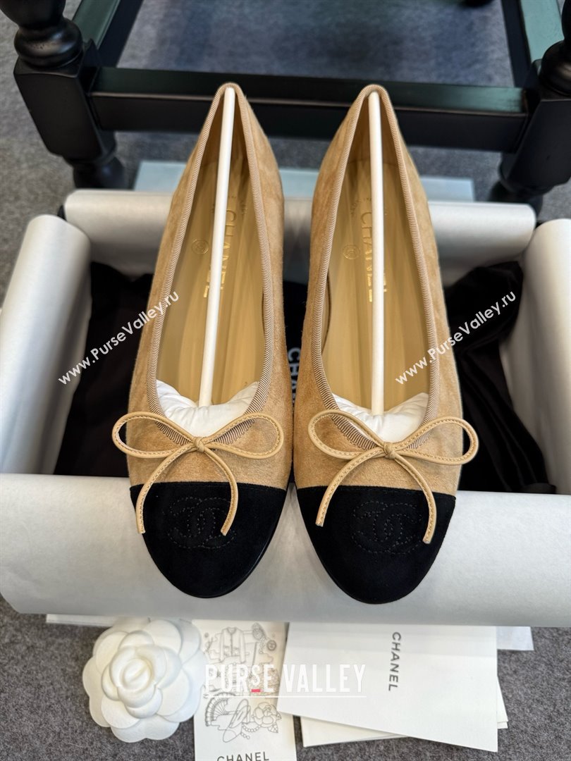 Chanel Suede Classic Ballerinas CHB070904 Beige/Black 2025 (MD-25070904)