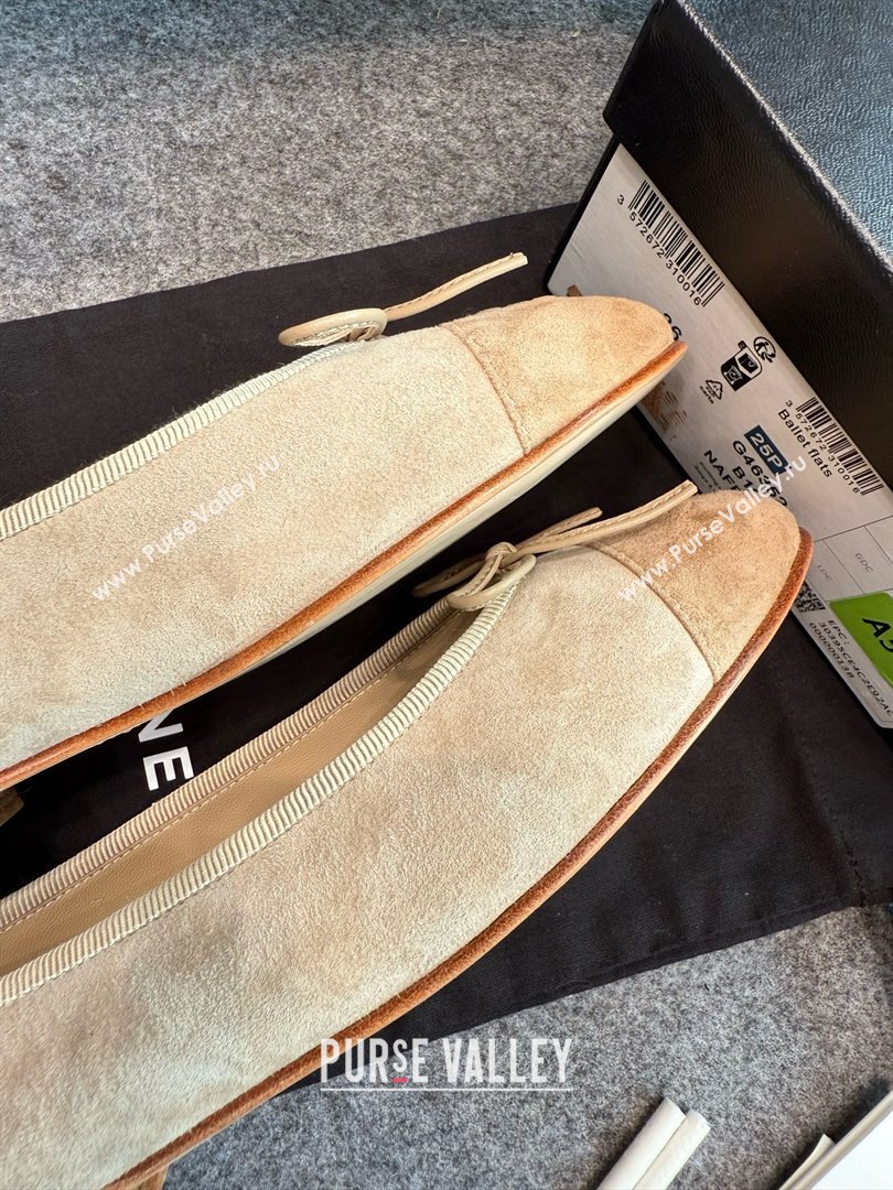 Chanel Suede Classic Ballerinas CHB070901 Beige 2025 (MD-25070901)