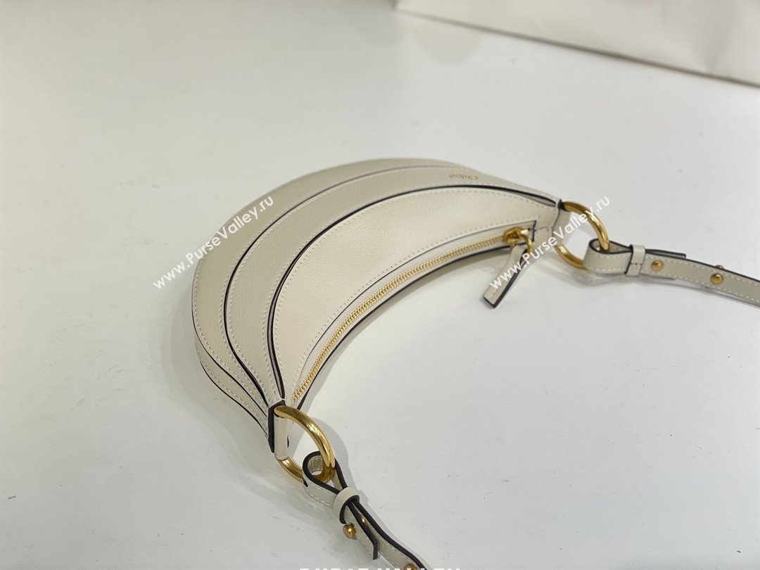 Chloe Banana Cross-body Bag in Grained Leather W865 White 2025 (DL-25071103)