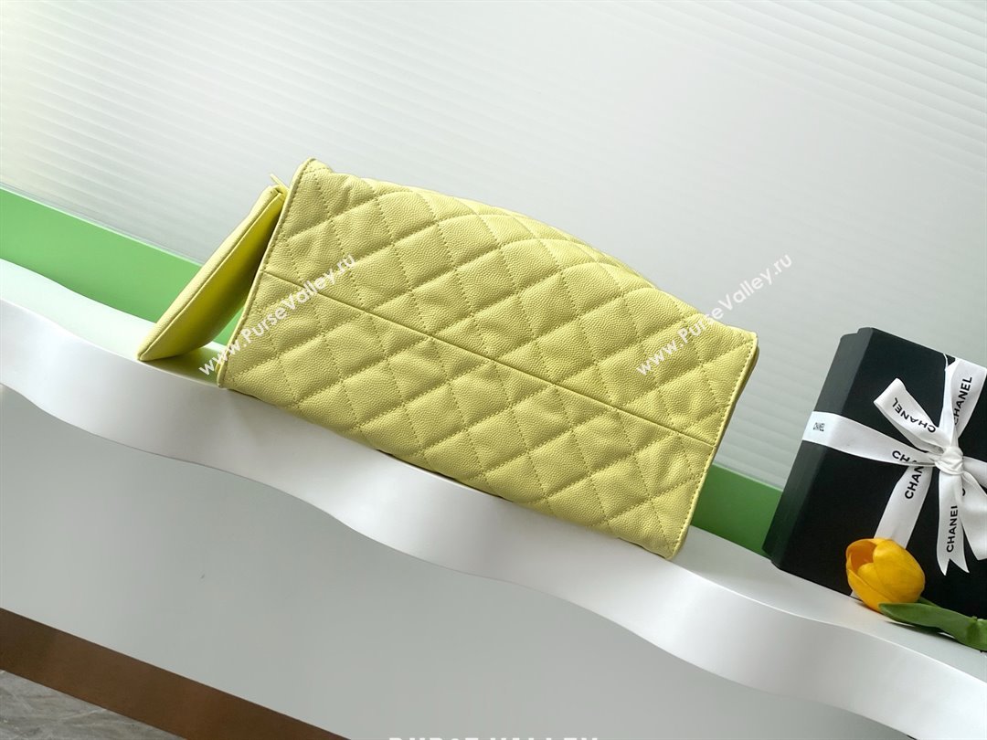 Chanel Grained Calfskin Medium Hobo bag AS5311 Yellow 2025 (YEZI-25072917)
