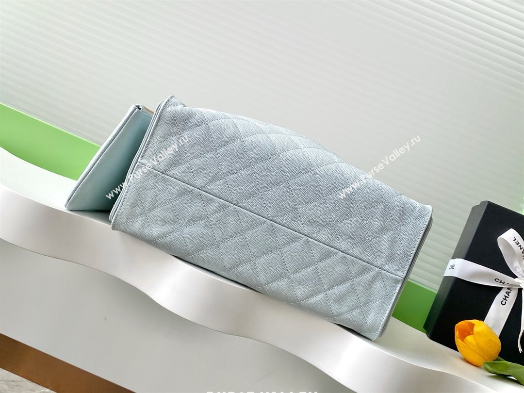 Chanel Grained Calfskin Medium Hobo bag AS5311 Light Blue 2025 (YEZI-25072918)