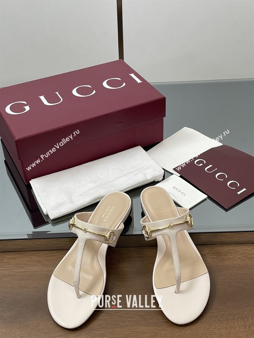 Gucci Thong Sandal with Horsebit in Smooth Leather 816590 White 2025 (MD-25080214)