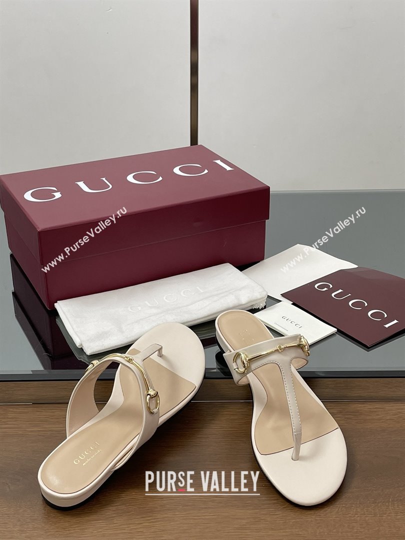 Gucci Thong Sandal with Horsebit in Smooth Leather 816590 White 2025 (MD-25080214)