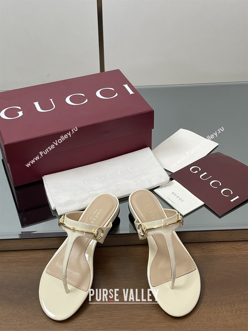 Gucci Thong Sandal with Horsebit in Patent Leather 816590 White 2025 (MD-25080211)