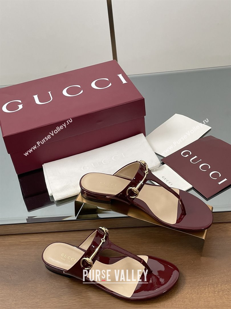 Gucci Thong Sandal with Horsebit in Patent Leather 816590 Burgundy 2025 (MD-25080212)