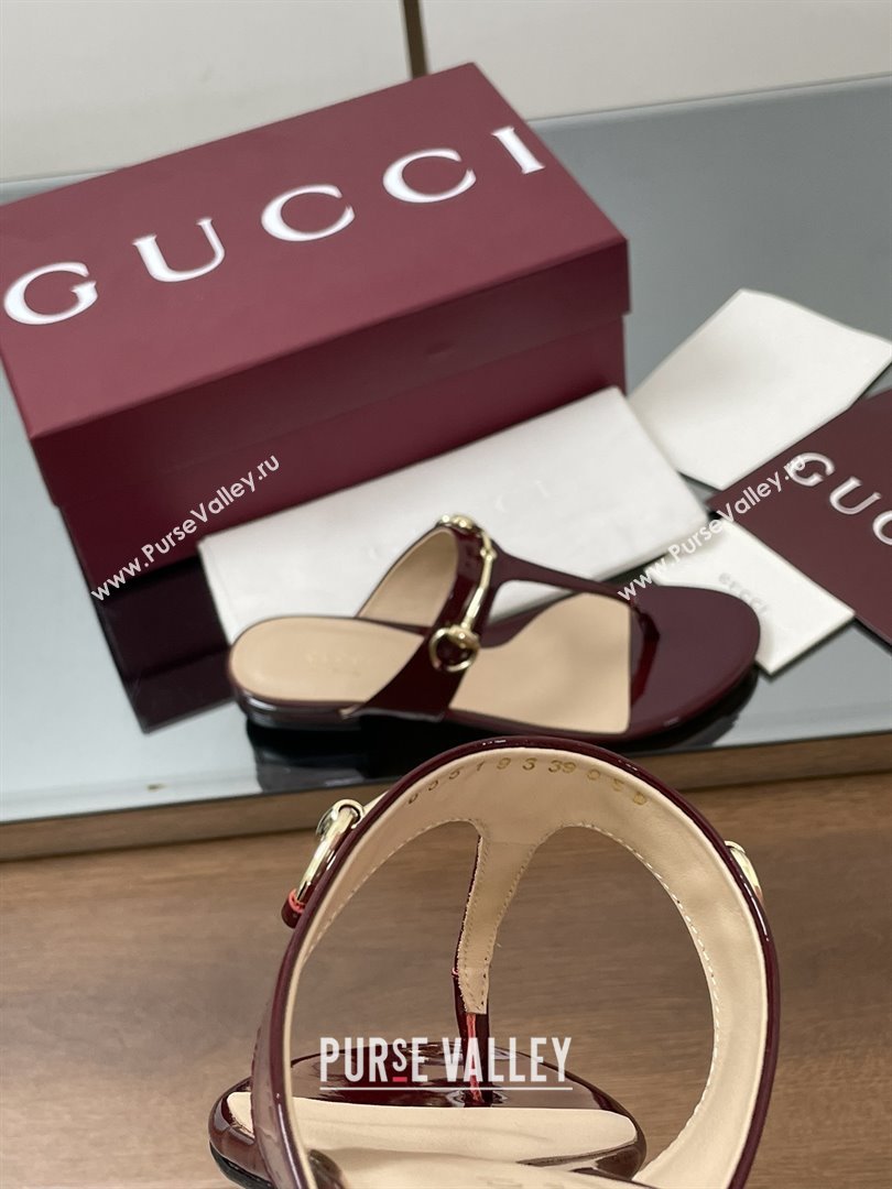 Gucci Thong Sandal with Horsebit in Patent Leather 816590 Burgundy 2025 (MD-25080212)