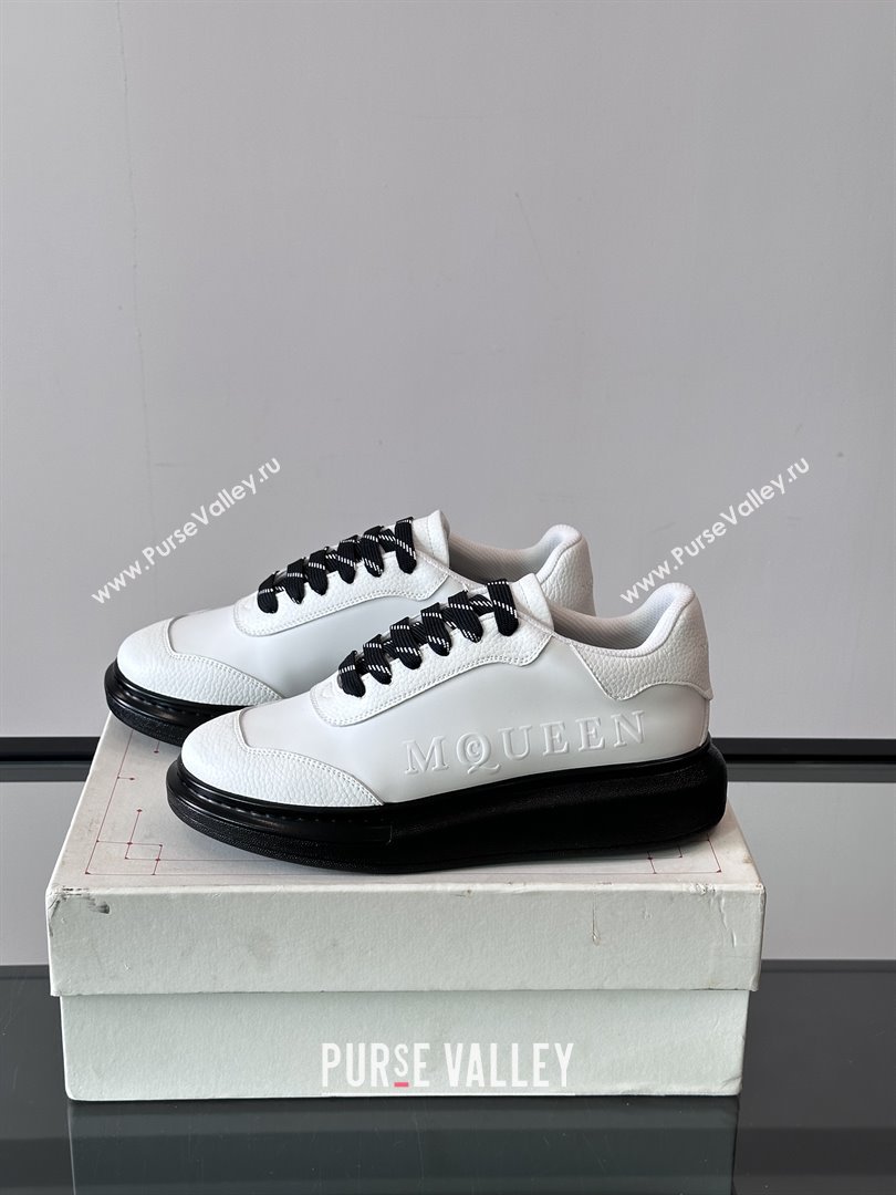 Alexander McQueen Oversized Sneakers in Calfskin Leather AM13 White/Black 2025 (SHH-25081513)