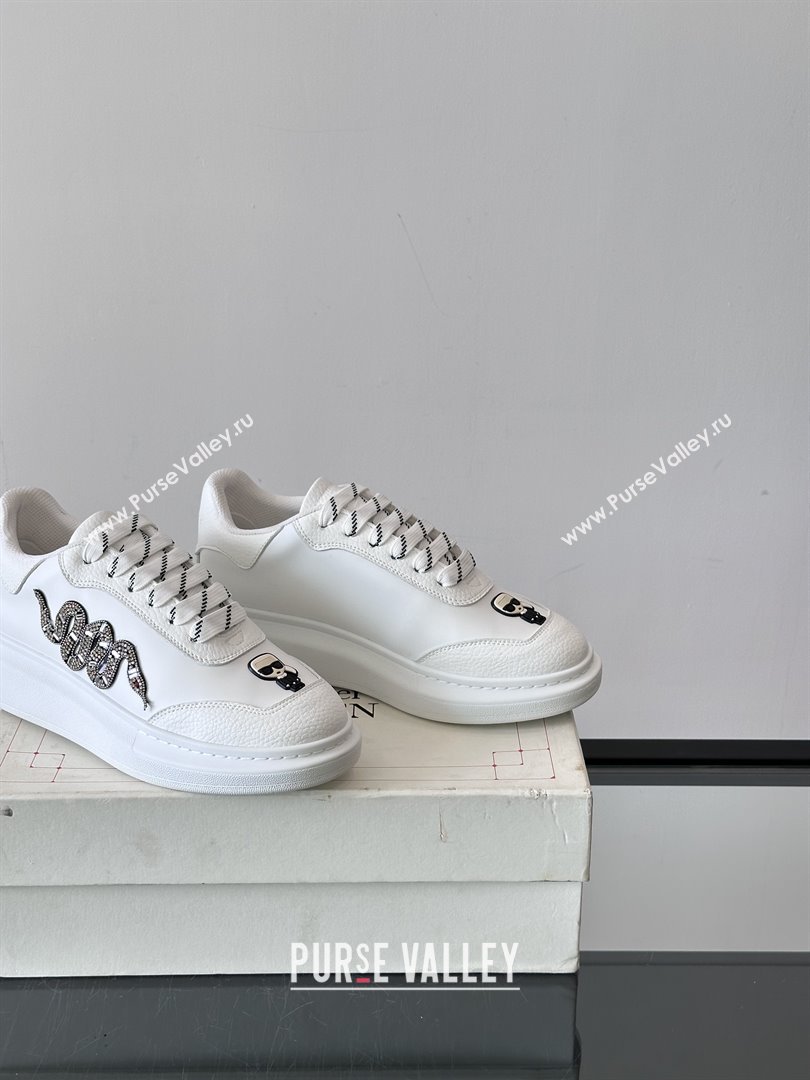 Alexander McQueen Oversized Sneakers in Calfskin Leather AM14 White 2025 (SHH-25081514)