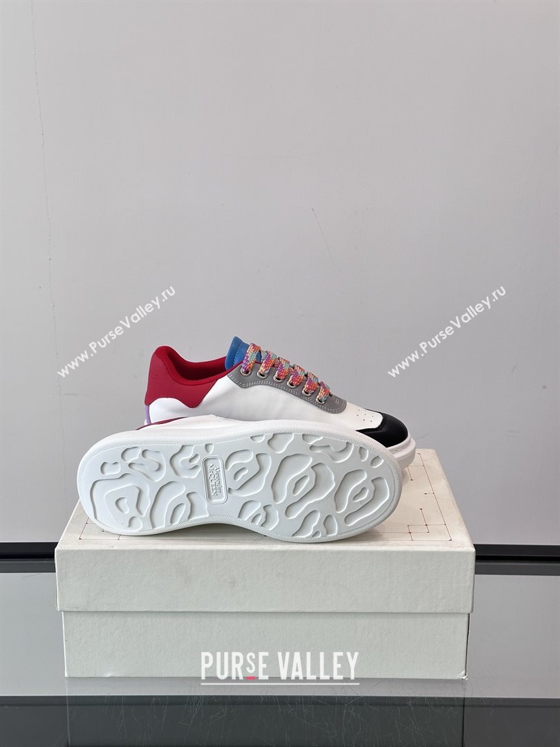 Alexander McQueen Oversized Sneakers in Calfskin Leather AM15 White/Black/Red 2025 (SHH-25081902)