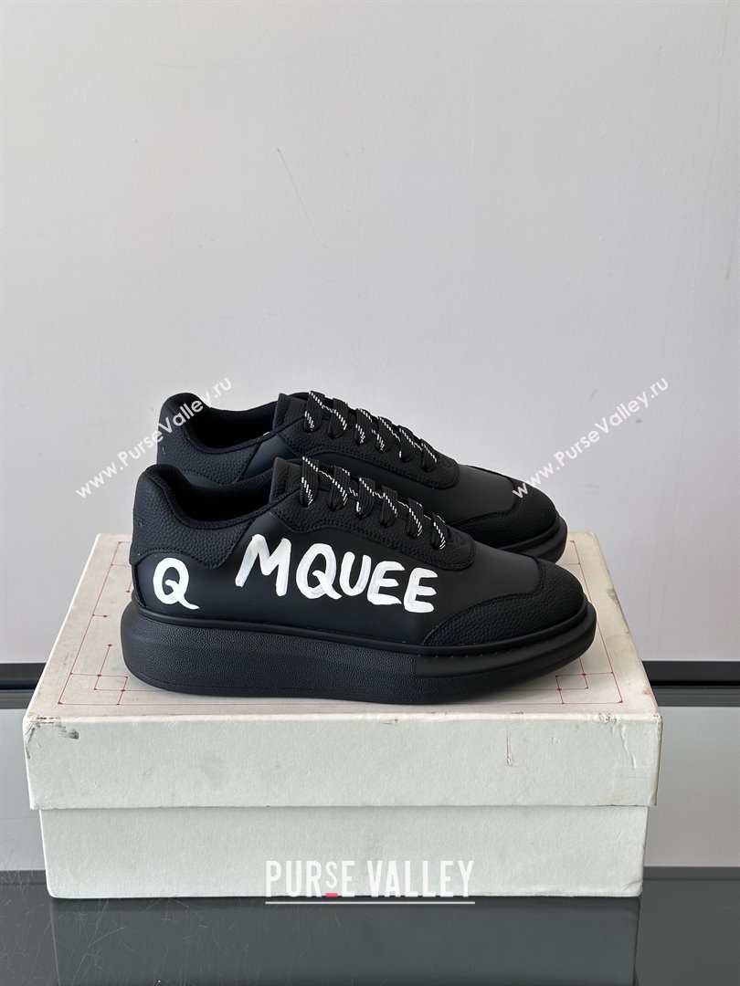Alexander McQueen Oversized Sneakers in Calfskin Leather AM02 Black 2025 (SHH-25081502)