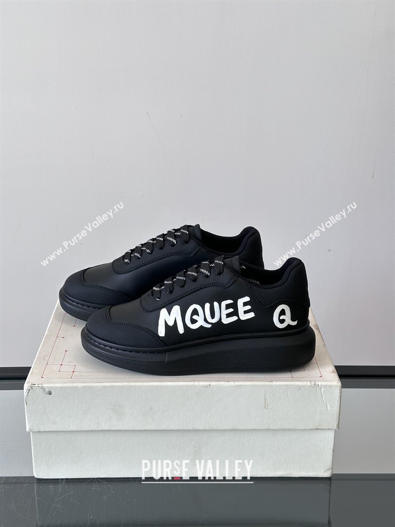 Alexander McQueen Oversized Sneakers in Calfskin Leather AM02 Black 2025 (SHH-25081502)