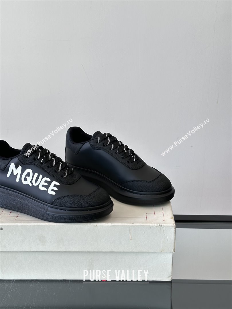 Alexander McQueen Oversized Sneakers in Calfskin Leather AM02 Black 2025 (SHH-25081502)