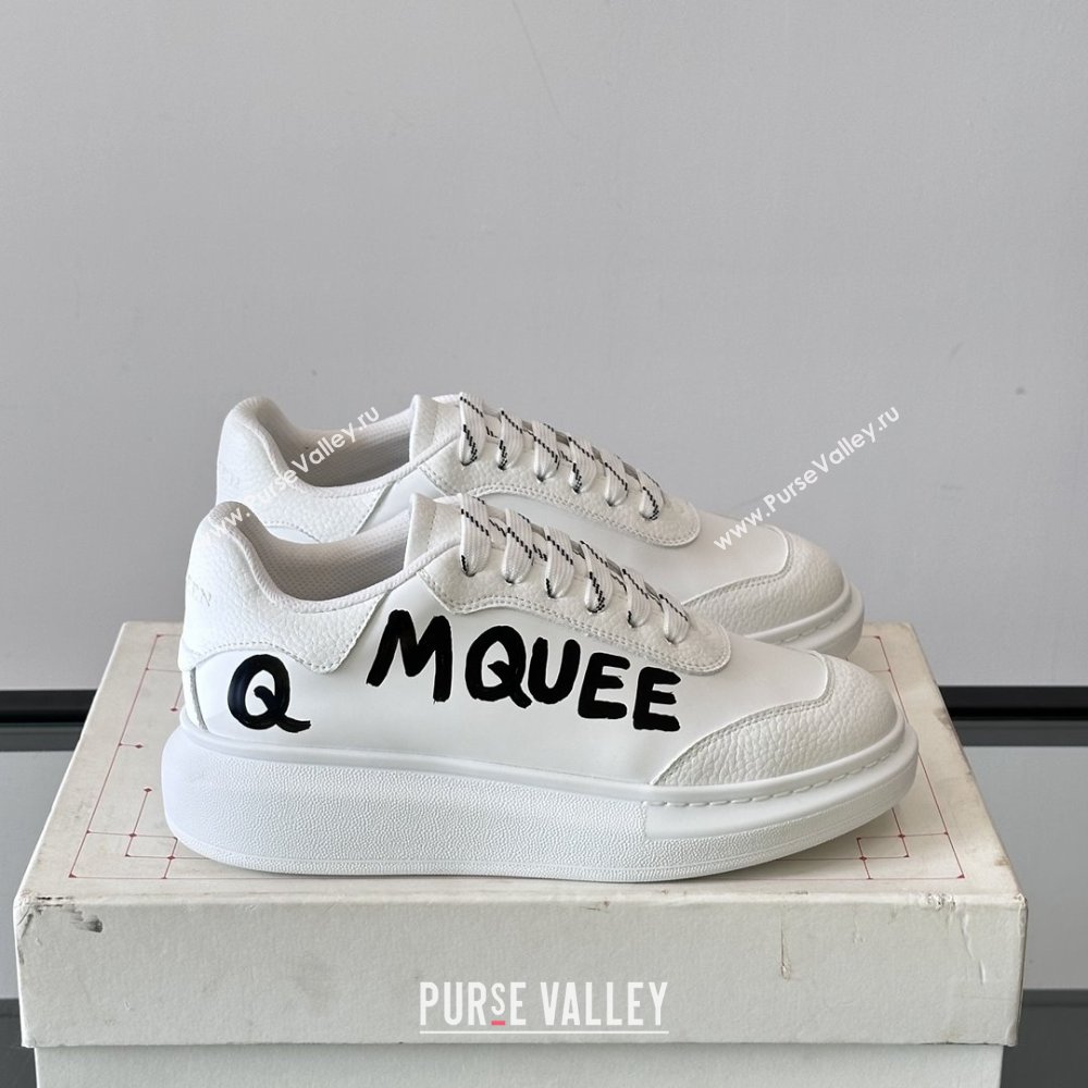 Alexander McQueen Oversized Sneakers in Calfskin Leather AM03 White 2025 (SHH-25081503)