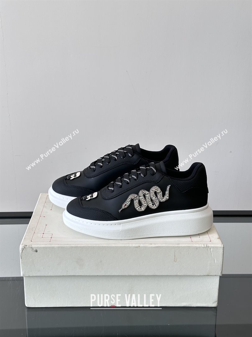 Alexander McQueen Oversized Sneakers in Calfskin Leather AM04 Black 2025 (SHH-25081504)