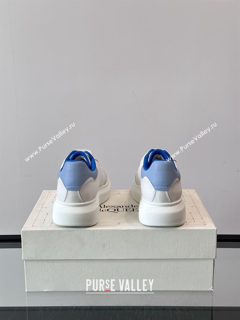 Alexander McQueen Oversized Sneakers in Calfskin Leather AM18 White/Blue 2025 (SHH-25081905)