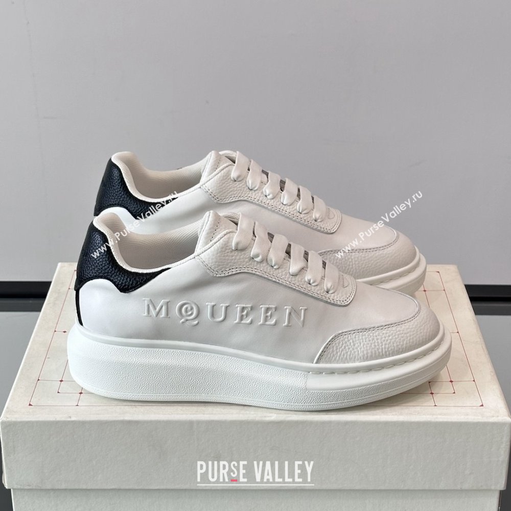Alexander McQueen Oversized Sneakers in Calfskin Leather AM17 White/Black 2025 (SHH-25081904)