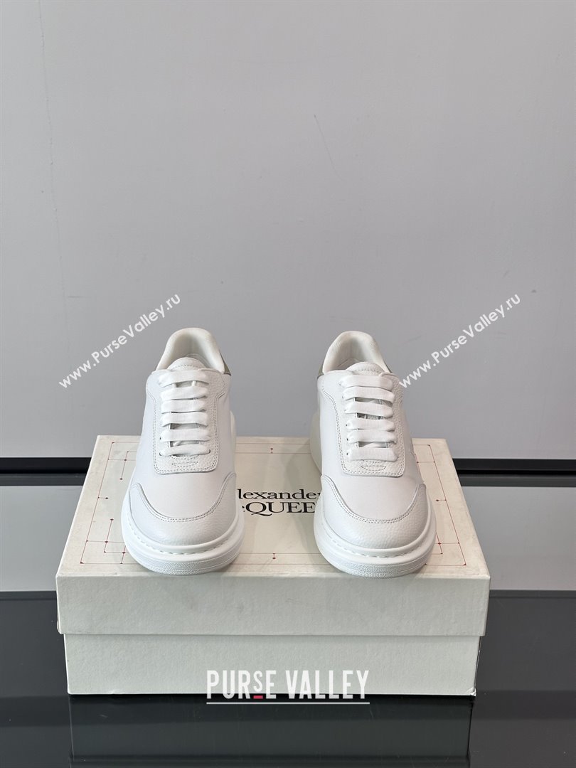 Alexander McQueen Oversized Sneakers in Calfskin Leather AM20 White/Light Green 2025 (SHH-25081907)
