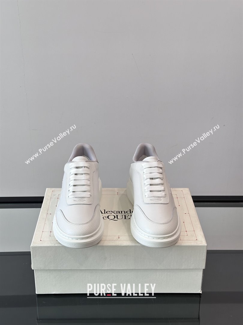 Alexander McQueen Oversized Sneakers in Calfskin Leather AM21 White/Light Grey 2025 (SHH-25081908)