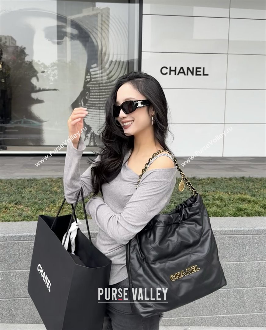 Chanel 22 Bag in Haas Grainy Calfskin AS3261 Black 2025 Top Quality (SHUNY-25081803)